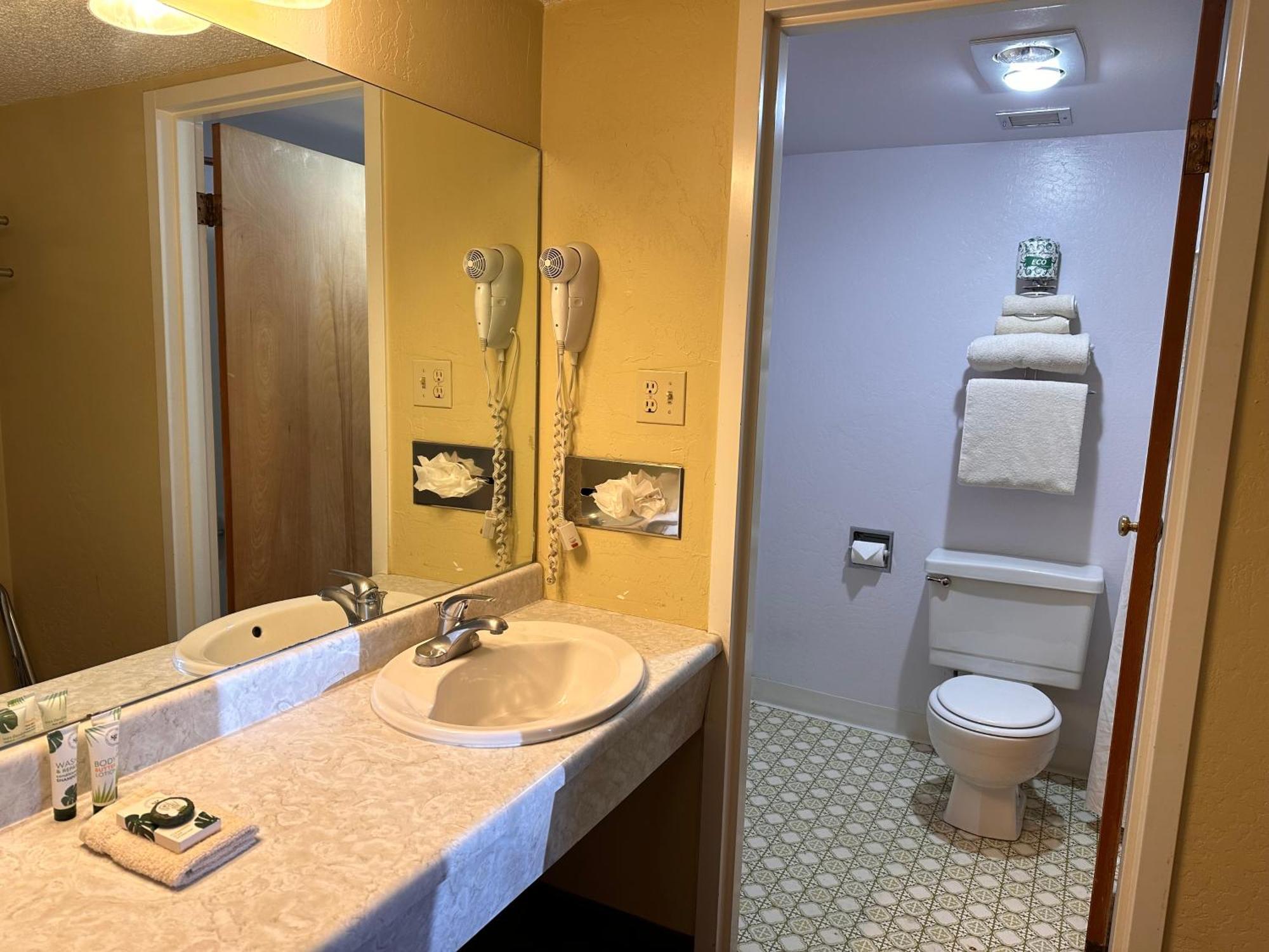 Gateway Lodge Rifle Ngoại thất bức ảnh
